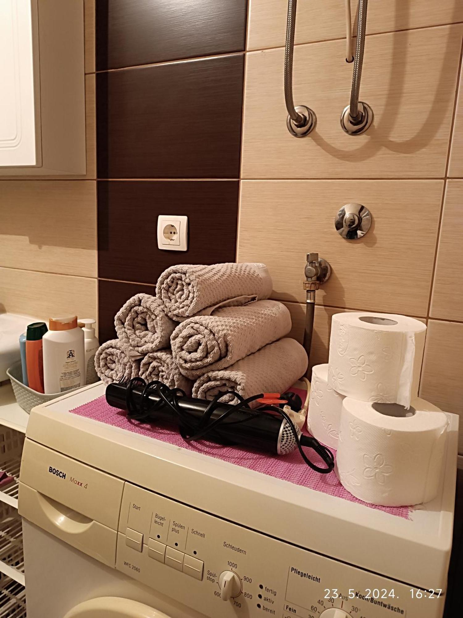 3-Bedroom Newhome โมสตาร์ ภายนอก รูปภาพ
